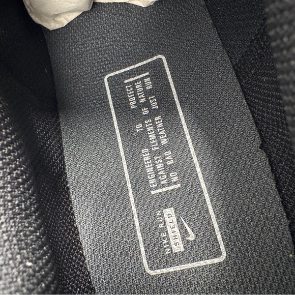 Nike Quest 3 Shield Men Running Shoes CQ8894 001 - Picture 12 of 16